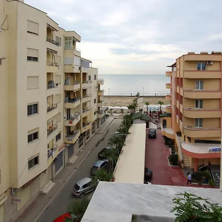 Appartement 1 Bedroom With Sea View Balcony In