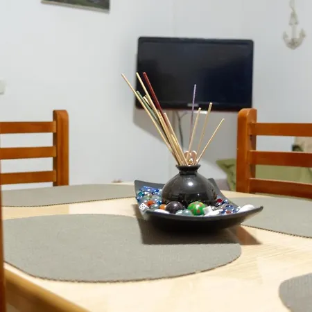 1 Bedroom With Sea View Balcony In Appartement