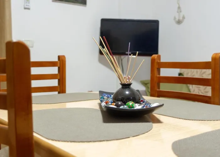 1 Bedroom With Sea View Balcony In Lejlighed