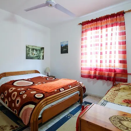 1 Bedroom With Sea View Balcony In * Дуррес