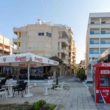 1 Bedroom With Sea View Balcony In شقة دراس