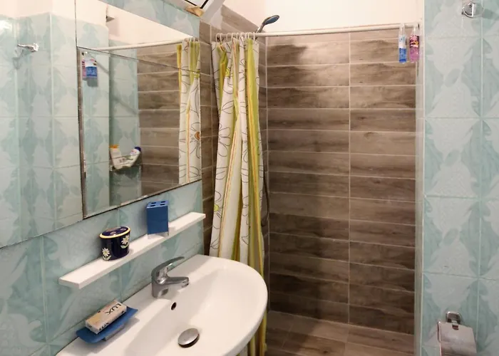 1 Bedroom With Sea View Balcony In