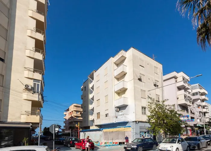 1 Bedroom With Sea View Balcony In Apartment *