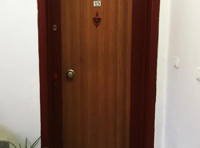 アパート 1 Bedroom With Sea View Balcony In *